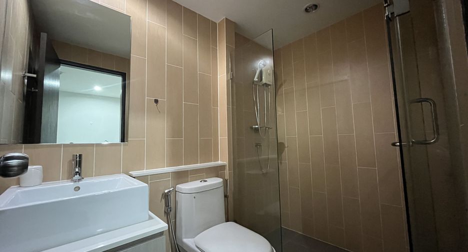 For rent 2 bedrooms condo in Mueang Phuket, Phuket