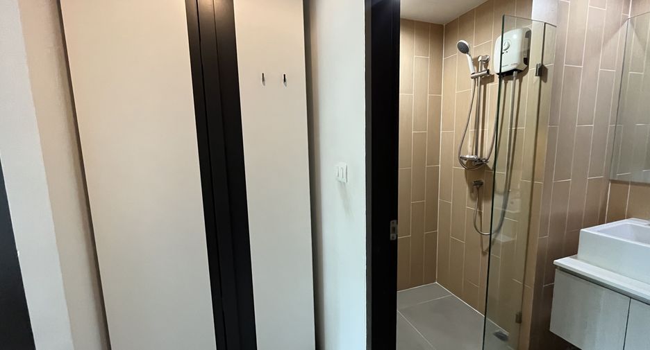 For rent 2 bedrooms condo in Mueang Phuket, Phuket