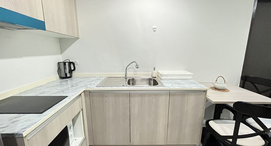 For rent 2 bedrooms condo in Mueang Phuket, Phuket