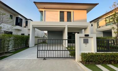 Casa en venta de 3 habitaciones en Bang Phli, Samut Prakan