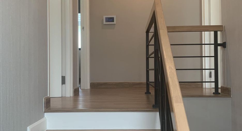 For sale 3 bedrooms house in Bang Phli, Samut Prakan