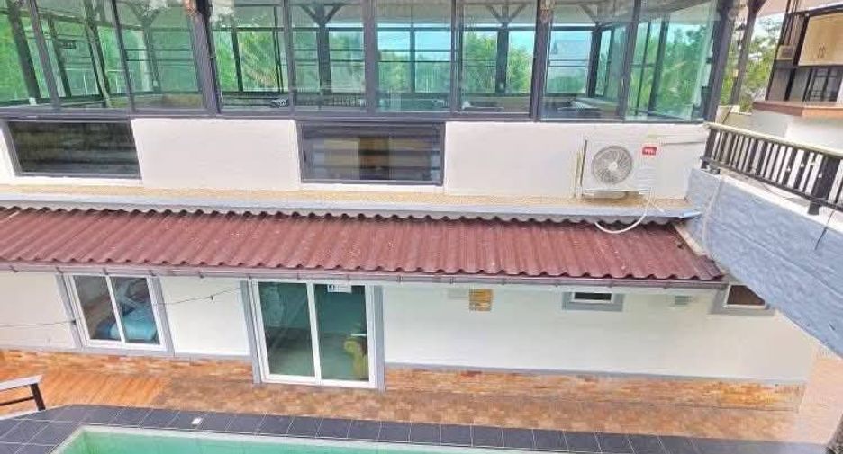 For rent 6 bedrooms house in Bang Lamung, Chonburi