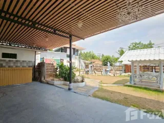Haus zur Miete mit 6 Zimmer in Bang Lamung, Chonburi