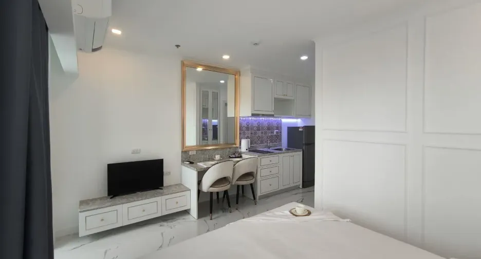 Wohnung zum Kauf und zur Miete mit Studio in Bang Lamung, Chonburi