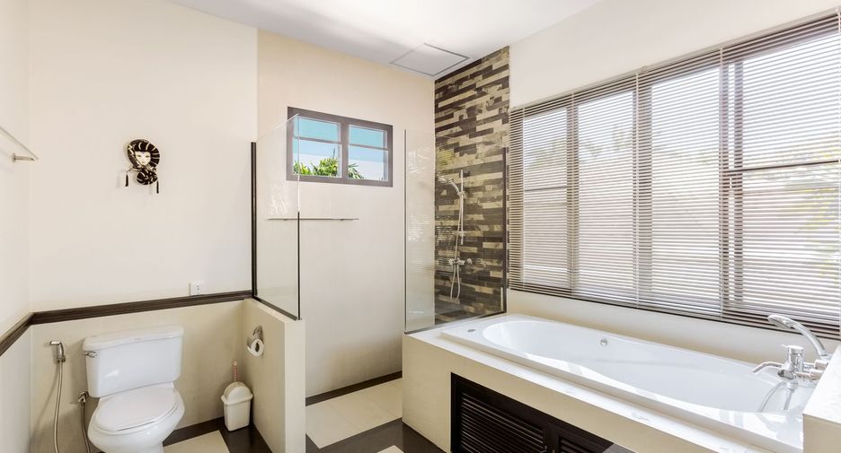 For sale 4 ベッドルーム villa in Mueang Phuket, Phuket