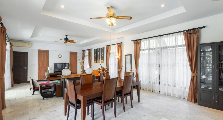 For sale 4 ベッドルーム villa in Mueang Phuket, Phuket