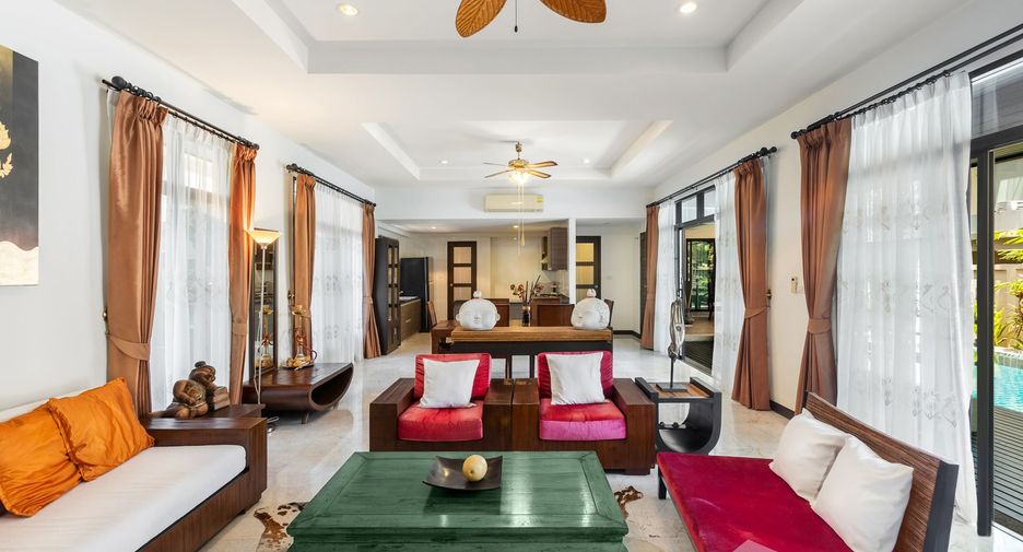For sale 4 ベッドルーム villa in Mueang Phuket, Phuket