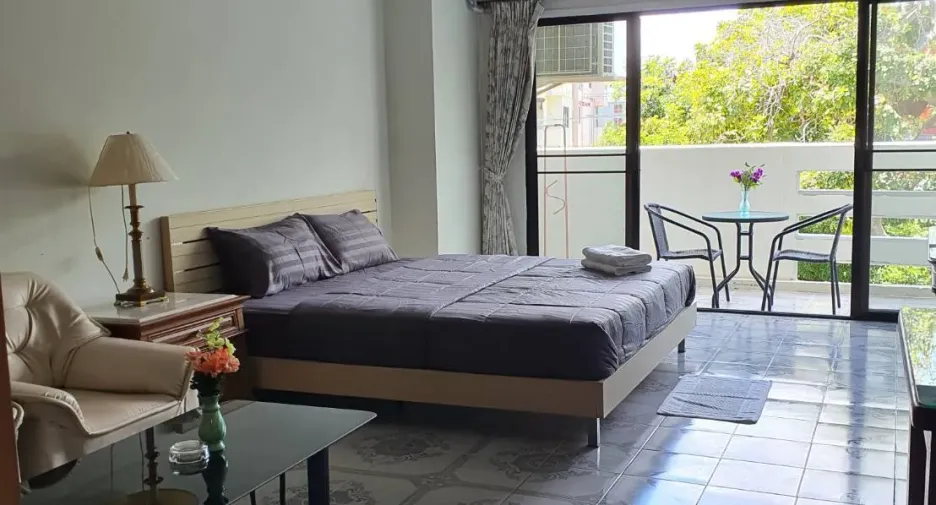 For sale studio condo in Bang Lamung, Chonburi