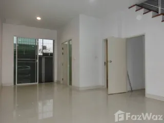 For sale and for rent 3 bedrooms townhouse in Chom Thong, Bangkok