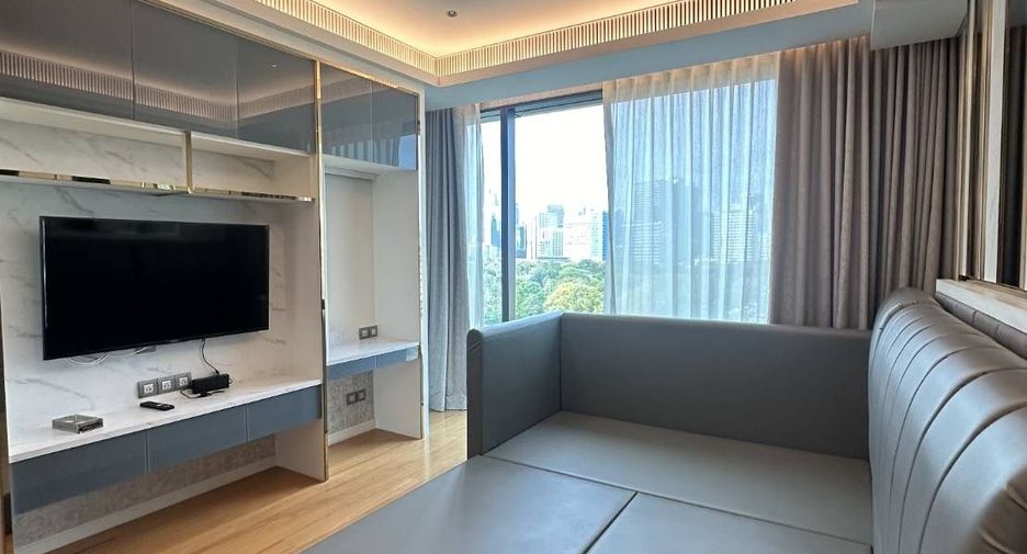 For sale 2 bedrooms condo in Pathum Wan, Bangkok