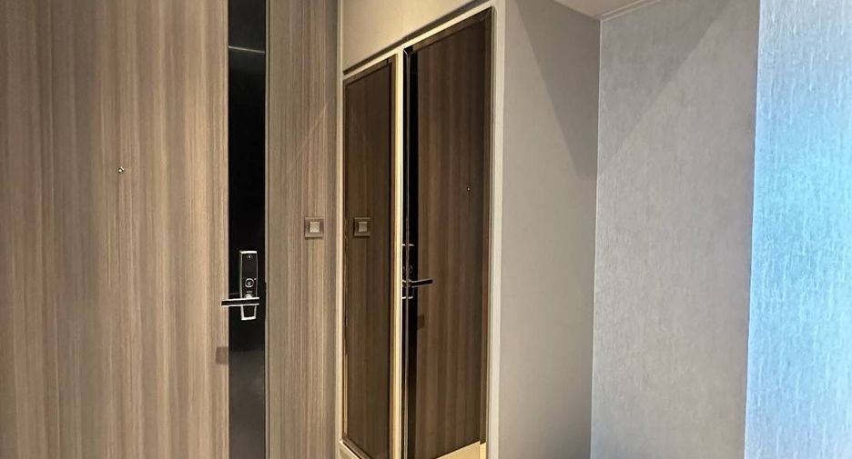 For sale 2 bedrooms condo in Pathum Wan, Bangkok
