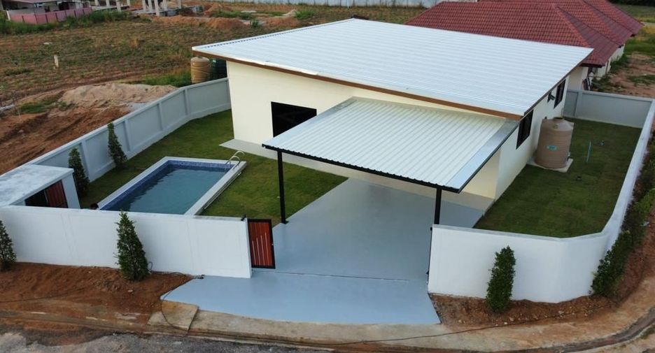 Villa en venta de 3 habitaciones en Sattahip, Chonburi