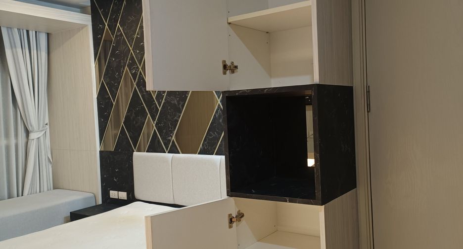 For sale studio condo in Phaya Thai, Bangkok
