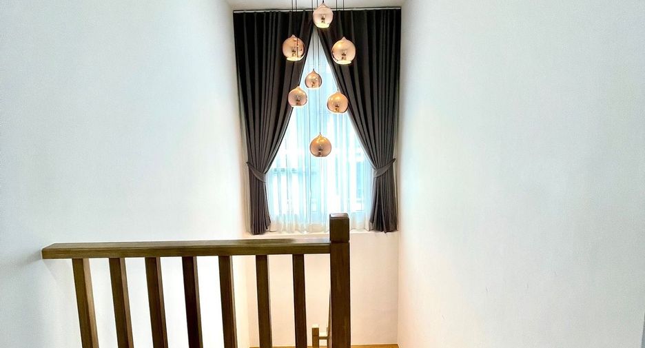 For sale 4 bedrooms house in Nong Chok, Bangkok