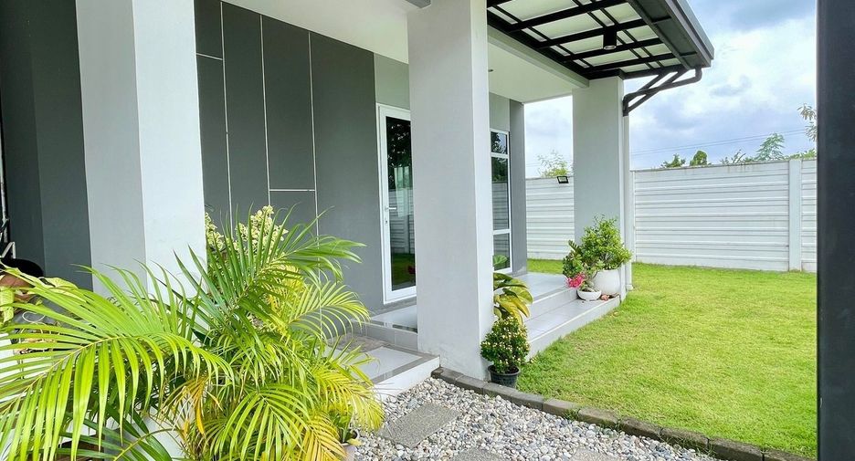 For sale 4 bedrooms house in Nong Chok, Bangkok