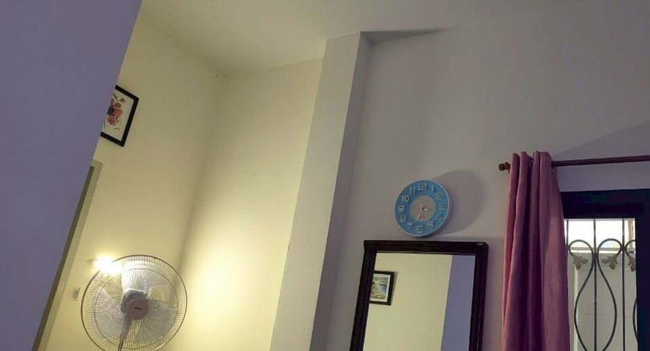 Casa en alquiler de 3 habitaciones en Sattahip, Pattaya