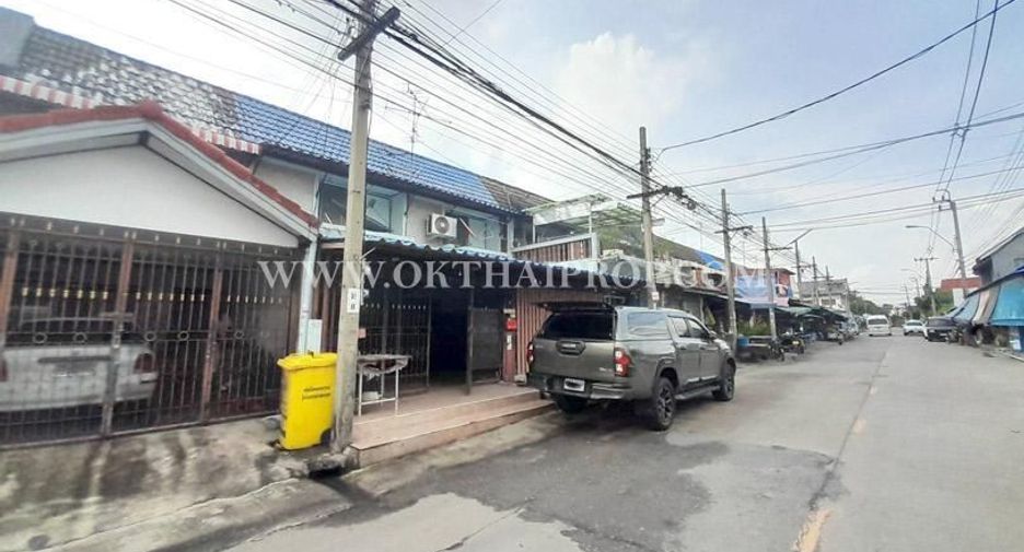 For sale 4 bedrooms townhouse in Pak Kret, Nonthaburi