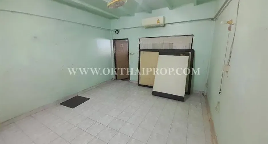 For sale 4 bedrooms townhouse in Pak Kret, Nonthaburi