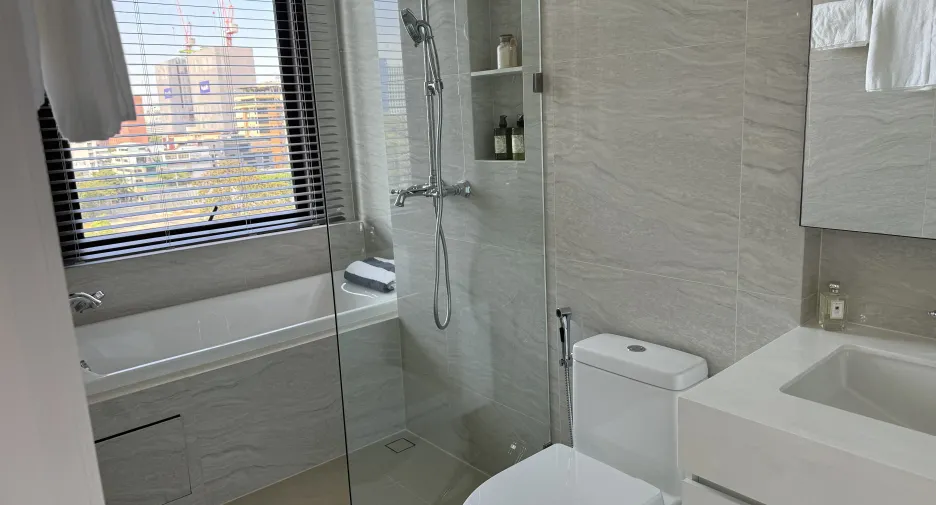 Wohnung zum Kauf und zur Miete mit 2 Zimmer in Pathum Wan, Bangkok