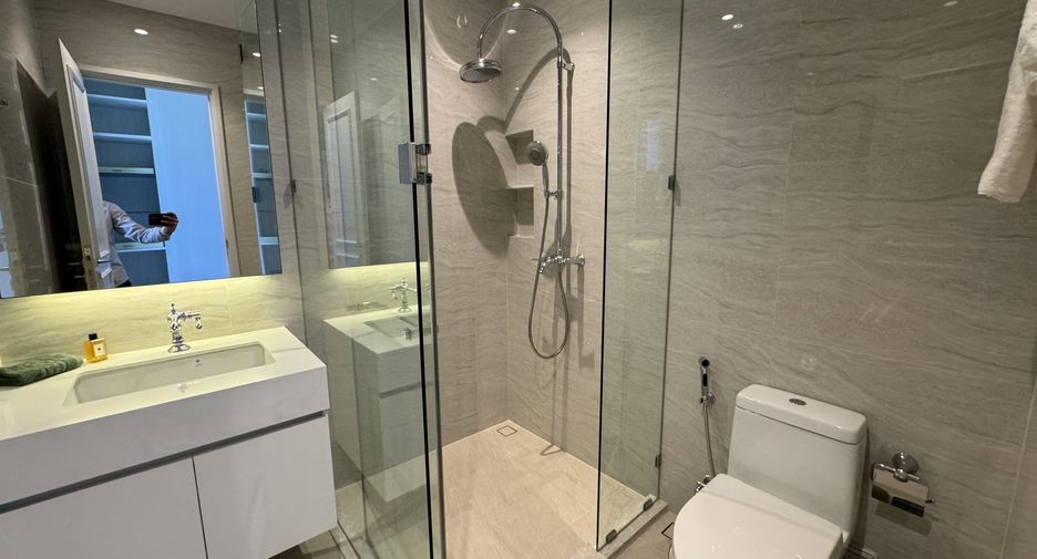 Wohnung zum Kauf und zur Miete mit 2 Zimmer in Pathum Wan, Bangkok