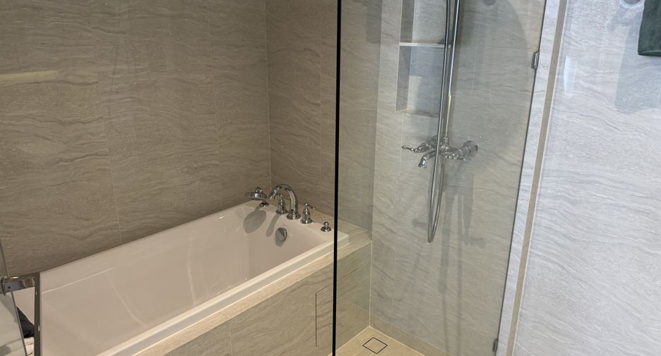 Wohnung zum Kauf und zur Miete mit 2 Zimmer in Pathum Wan, Bangkok