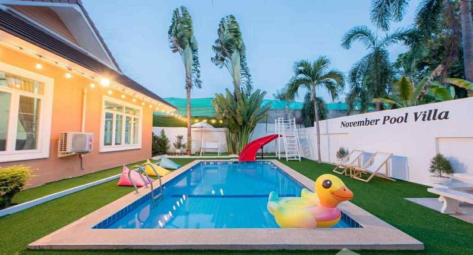 Casa en alquiler de 3 habitaciones en Bang Lamung, Chonburi