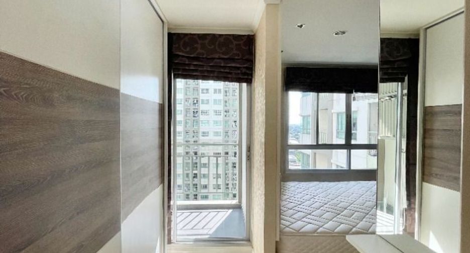À vendre 2 chambres condo à Bang Phlat, Bangkok