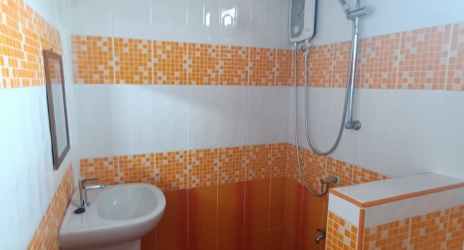 For rent 3 bedrooms villa in Bang Lamung, Chonburi
