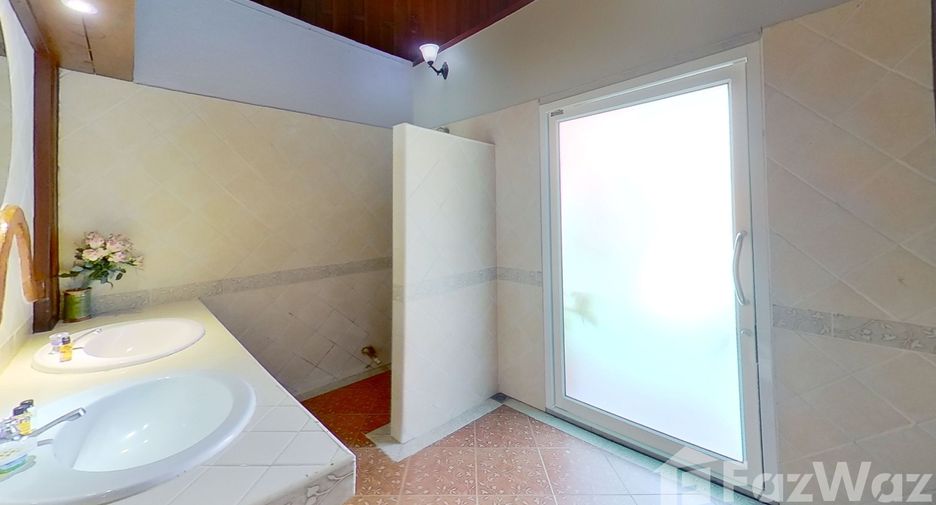 For rent and for sale 6 bedrooms villa in Bang Lamung, Chonburi