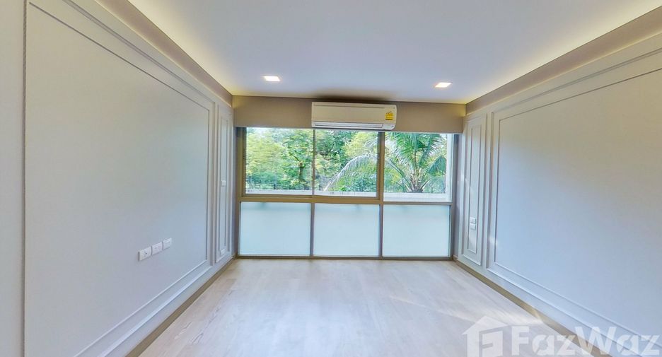 For sale 2 bedrooms condo in Khlong Toei, Bangkok