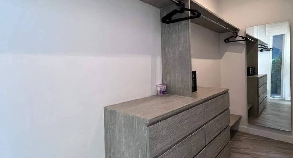 Villa en venta y en alquiler de 3 habitaciones en Mueang Phuket, Phuket