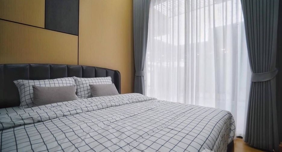 Продажа 3 спальни дом в Саттахип, Чонбури