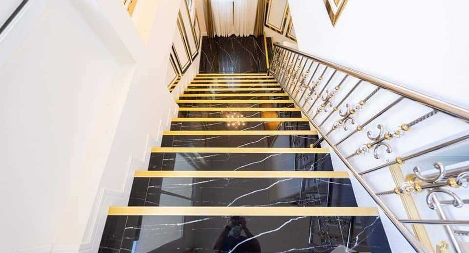 For sale 4 bedrooms house in Bang Bon, Bangkok
