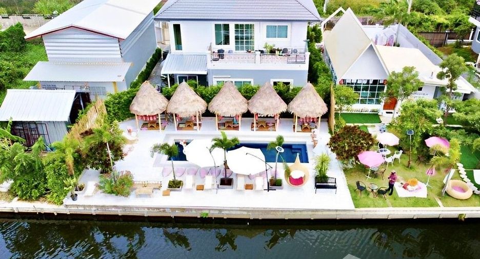 For sale 4 bedrooms house in Bang Bon, Bangkok