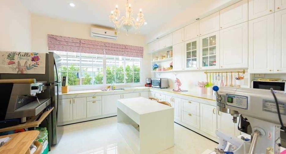 For sale 4 bedrooms house in Bang Bon, Bangkok