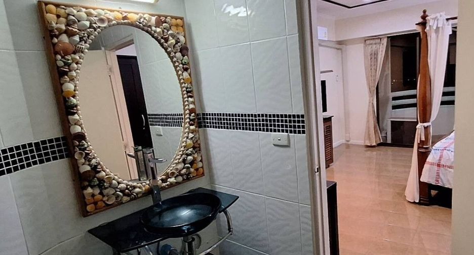 For rent 2 bedrooms condo in Mueang Rayong, Rayong
