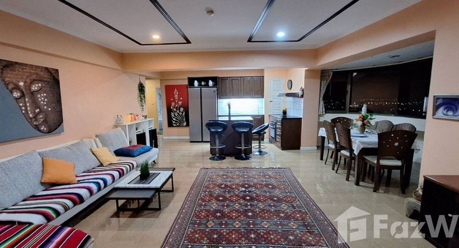 For rent 2 bedrooms condo in Mueang Rayong, Rayong