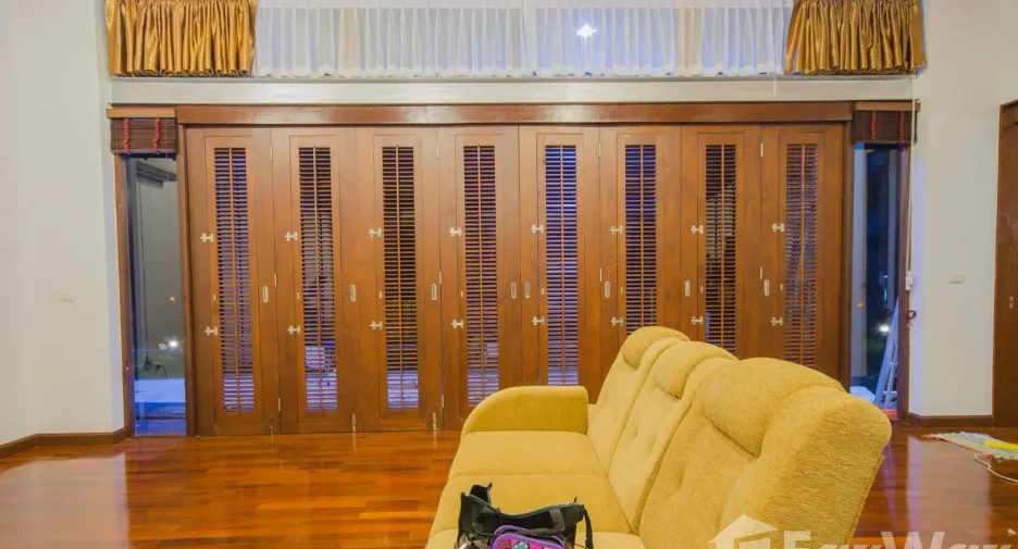 Haus zum Kauf und zur Miete mit 3 Zimmer in Mueang Rayong, Rayong