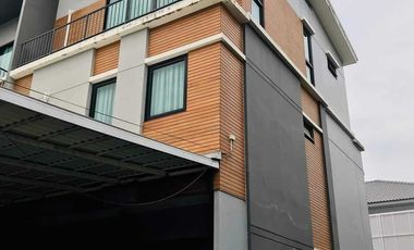 For sale 3 bedrooms house in Bang Phli, Samut Prakan