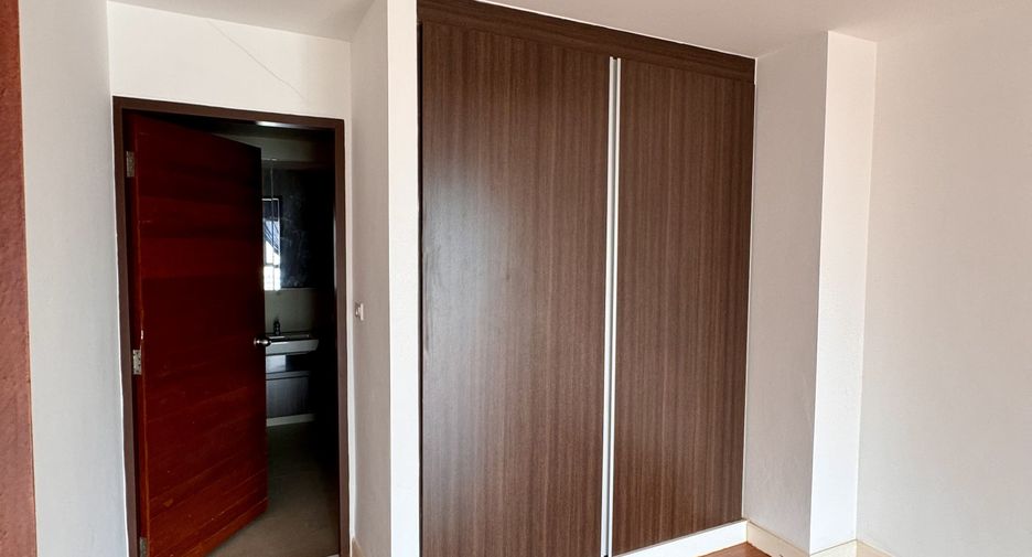 Condo en venta de 3 habitaciones en Bang Lamung, Chonburi