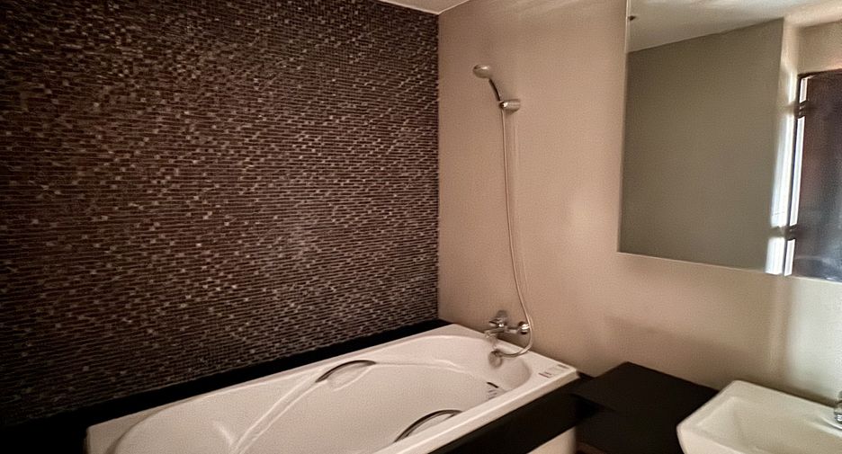 Condo en venta de 3 habitaciones en Bang Lamung, Chonburi