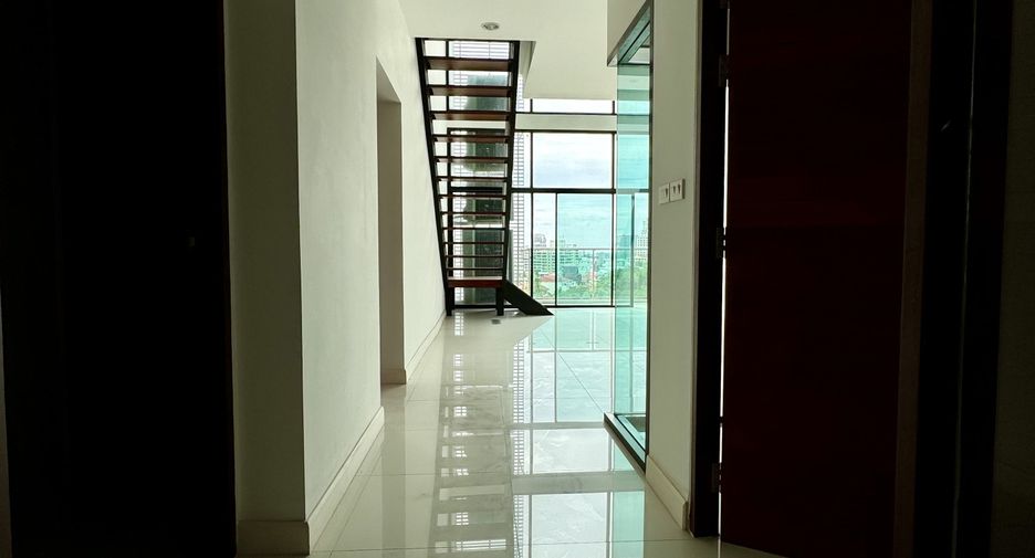 Condo en venta de 3 habitaciones en Bang Lamung, Chonburi