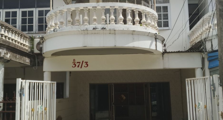 For sale 3 bedrooms townhouse in Hat Yai, Songkhla