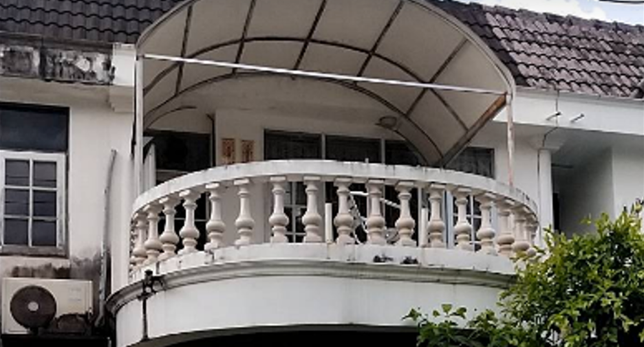 For sale 3 bedrooms townhouse in Hat Yai, Songkhla