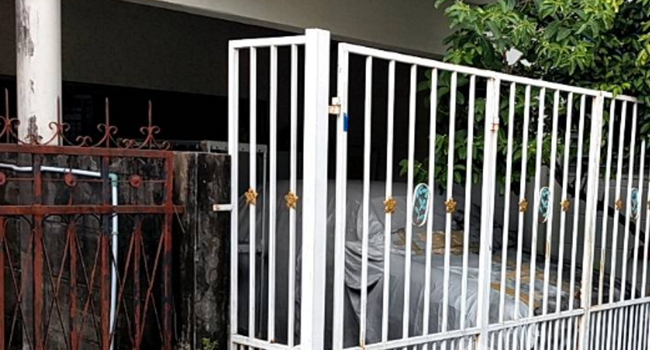 Casa adosada en venta de 3 habitaciones en Hat Yai, Songkhla