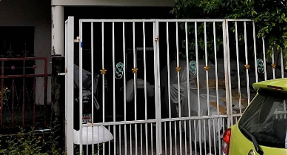 For sale 3 bedrooms townhouse in Hat Yai, Songkhla