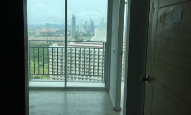 出售 1 卧室 公寓 在 Bang Lamung, Chon Buri