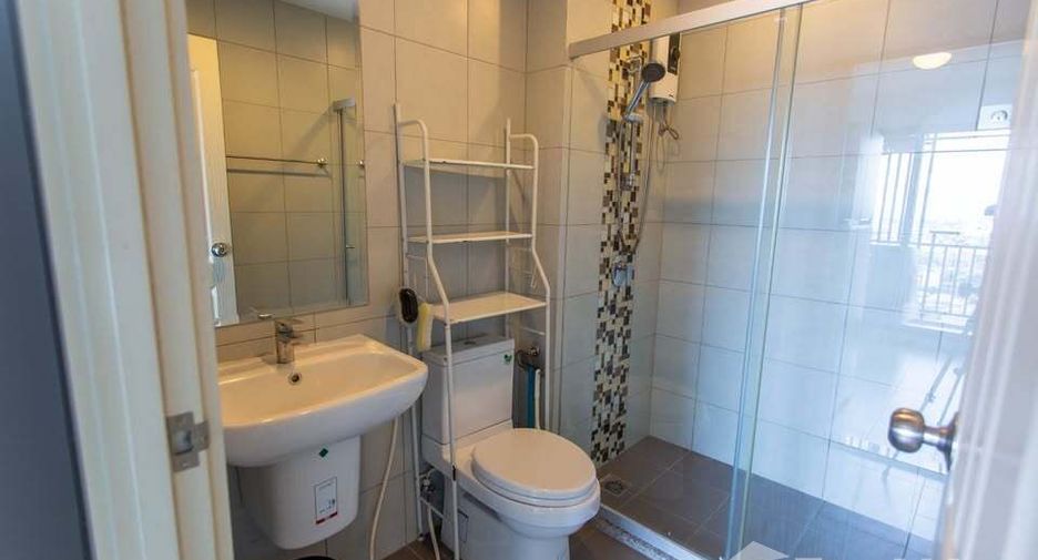 For sale そして for rent スタジオ condo in Thon Buri, Bangkok