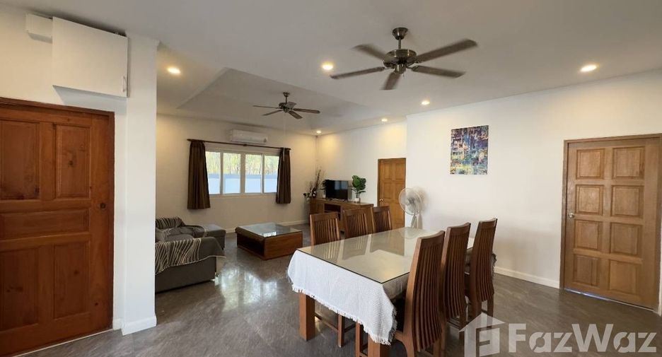 For sale and for rent 4 bedrooms villa in Bang Lamung, Chonburi