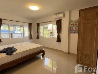Villa en venta y en alquiler de 4 habitaciones en Bang Lamung, Chonburi